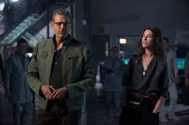 Jeff Goldblum and Charlotte Gainsborough star in Independence Day: Resurgence
