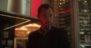 Jude Law as Dr. Jonathan Banks in Side Effects